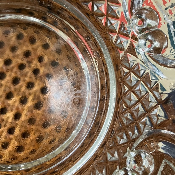 Vintage Kig Malaysia Clear Glass Heart & Fleur De Lis Design - Picture 14 of 16